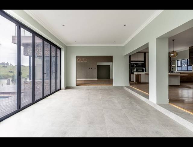 4 BEDROOM PROPERTY TO RENT IN COPPERLEAF ESTATE